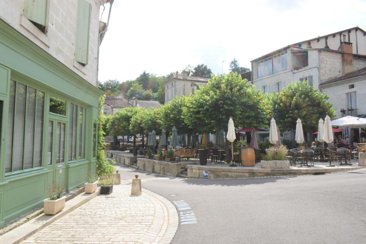 La Maison Du Tourniquet Aubeterre-sur-Dronne Dış mekan fotoğraf